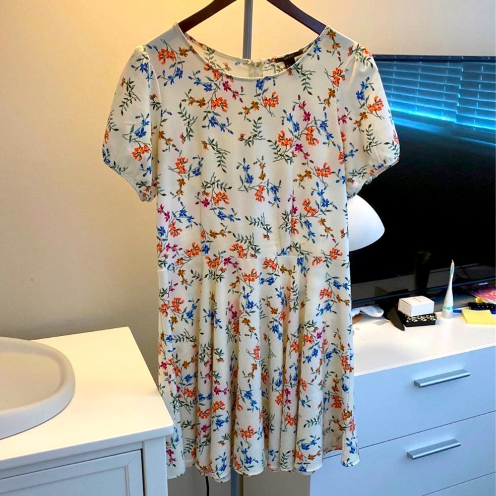 Forever 21 Floral Dress